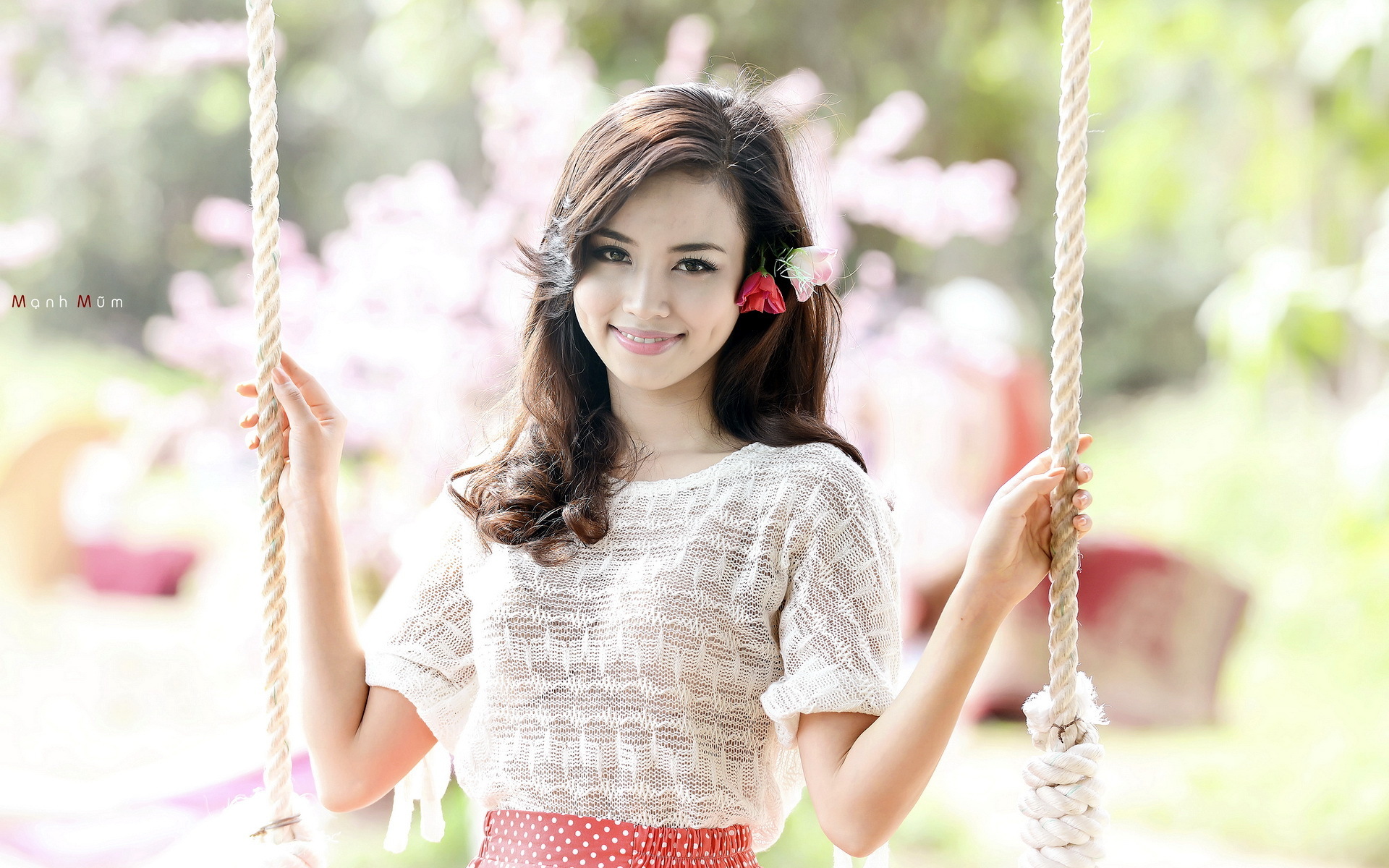 азиатка настроение