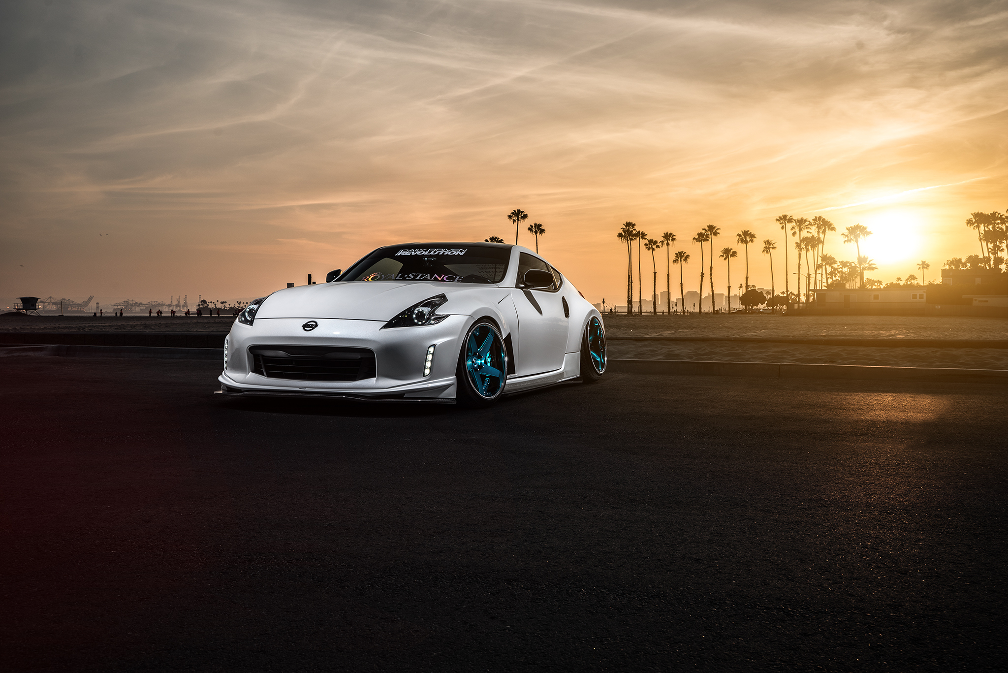 Nissan Stance White 370Z