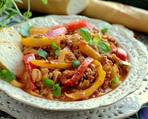 Говяжий фарш с овощами