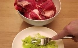 shashlyk so svininy myaso