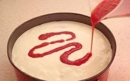 tort iz klubniki korzh