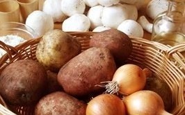 zapekanka s kartoshki i gribov ingredienty