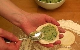 pirozhki s kartoshkoj kladem nachinku